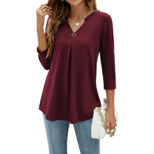 V-hals bluse med knapper