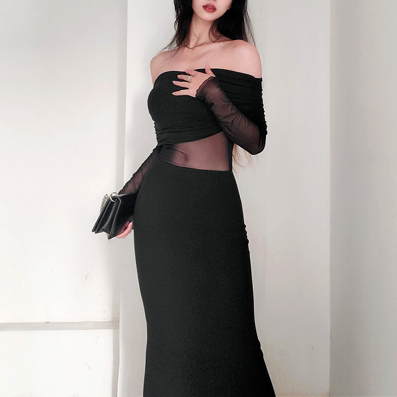“Off-shoulder vinterkjole med plisseringer” - Billede 3
