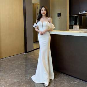 Elegant halterneck-kjole