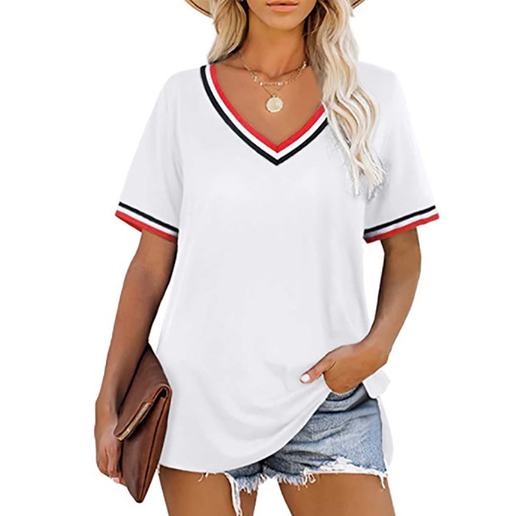 V-hals T-shirt med striber - Billede 2