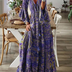 Boheme maxikjole med paisleyprint og V-hals