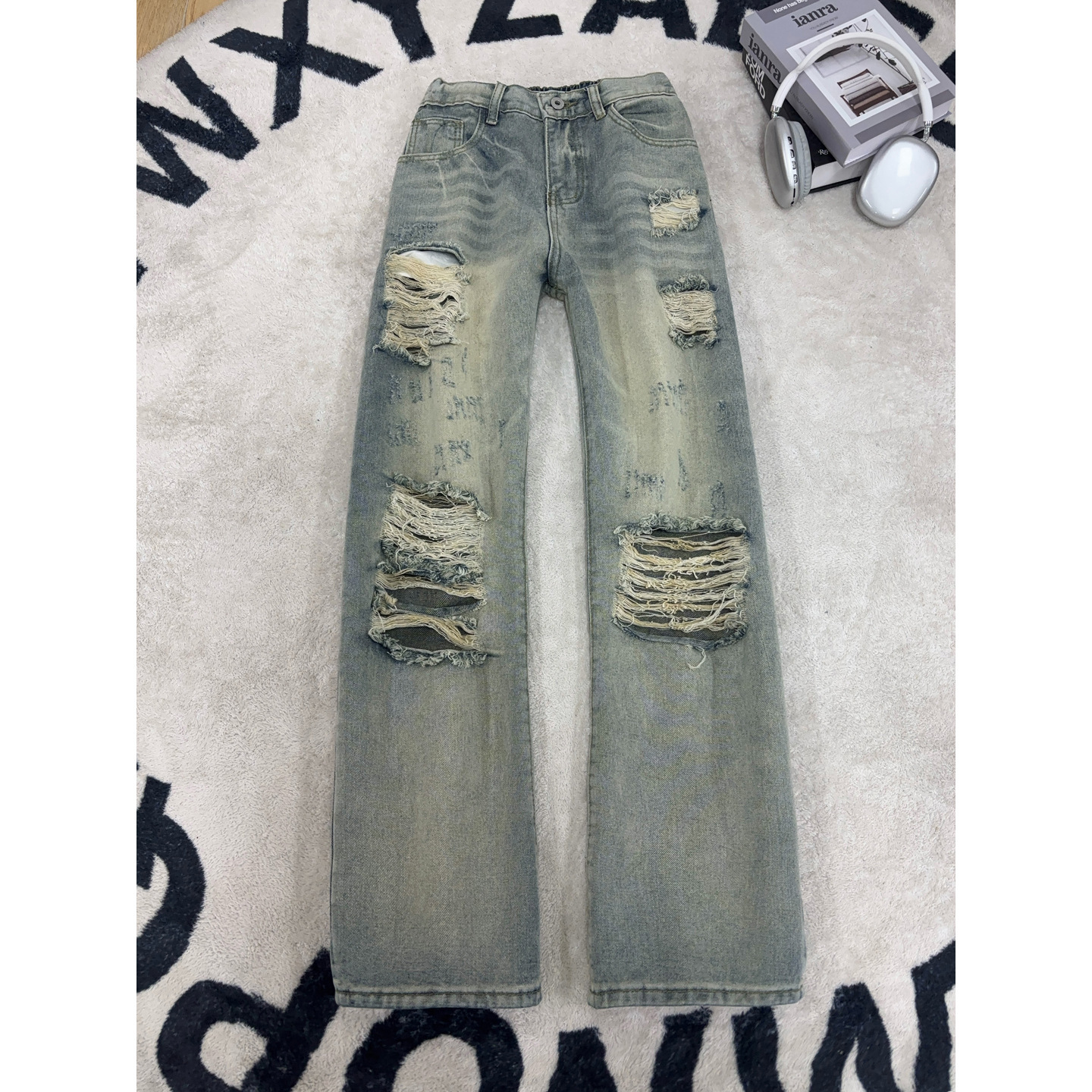 Mens Loose-fit Wide-leg Ripped Jeans - Image 7
