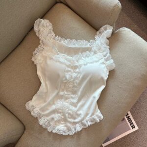 Top with straps and lace