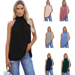 Sleeveless laced top