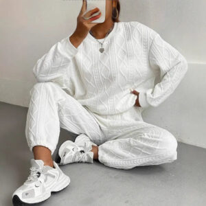 Women’s Twist-Knit Two-Piece Set