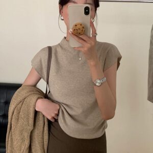 Summery knit crop top