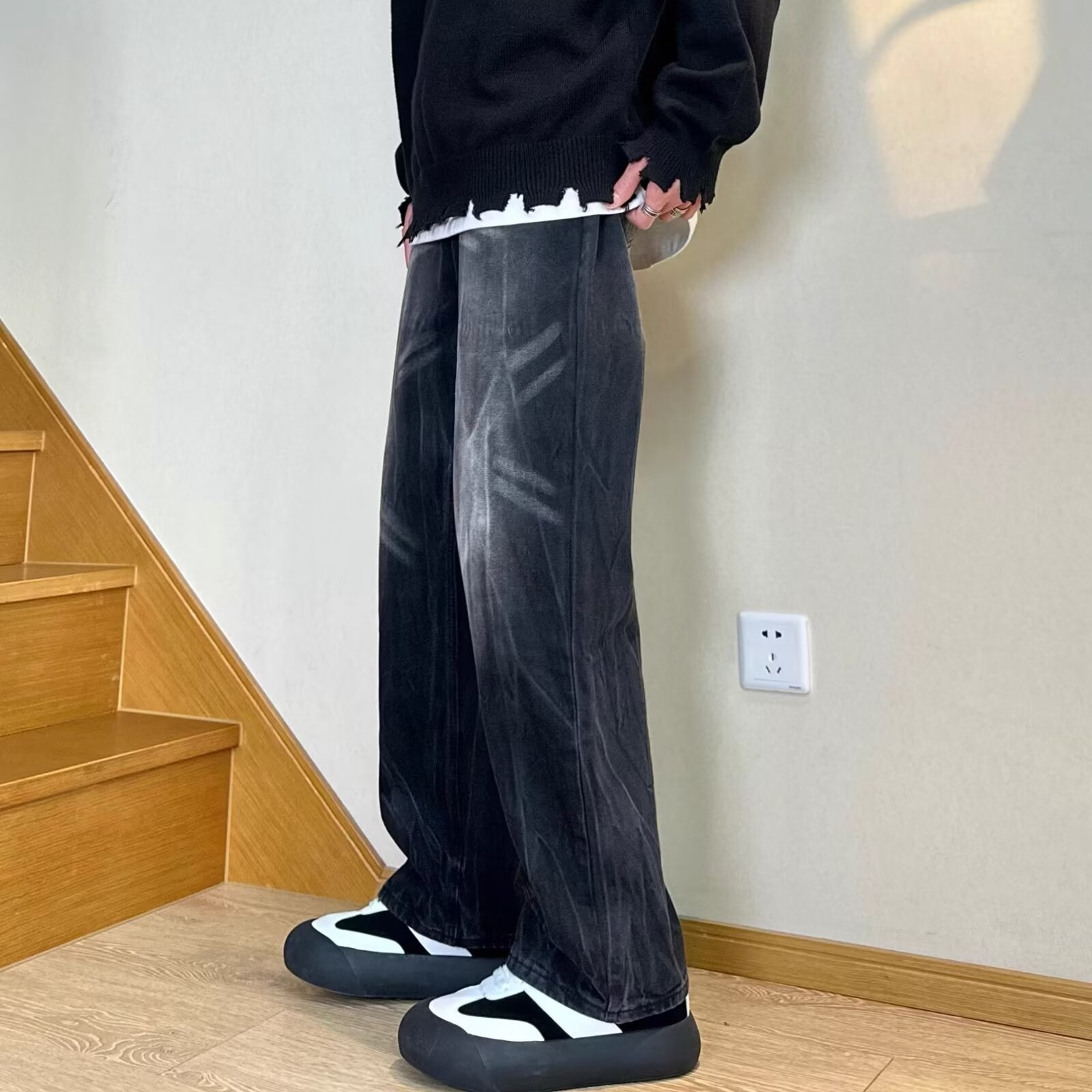 Retro Mens Straight-leg Pants Loose-fit Jeans - Image 3