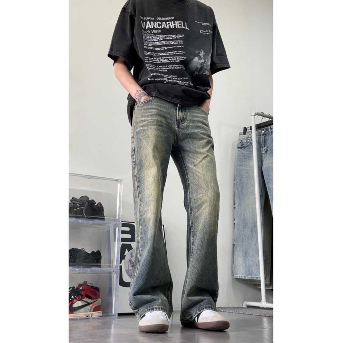 Mens American Style Retro Washed Distressed Straight Leg Jeans - Image 3