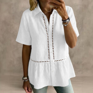 Short-sleeved shirt with lace