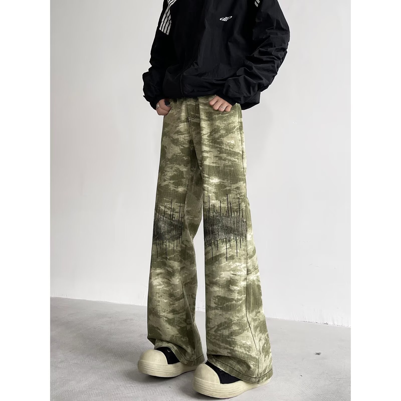 Branch Camouflage 3D-printed Denim-look Pants - Image 6