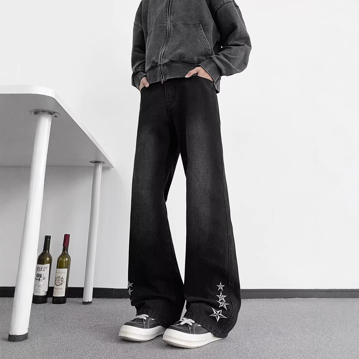 Embroidered Straight-leg Jeans Men's Spring And Autumn - Image 3