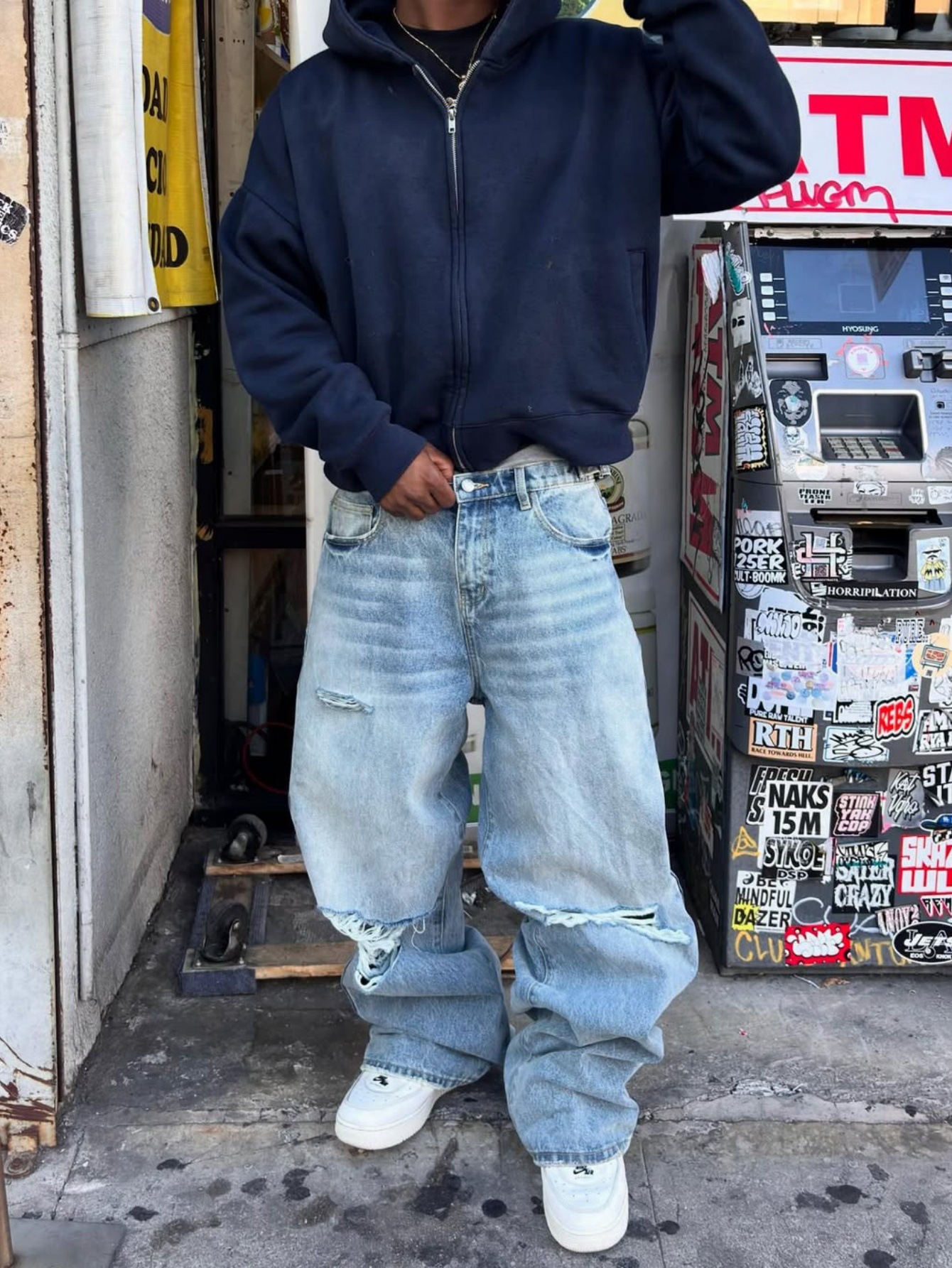 High-street American-style Ripped Jeans For Men - Image 6