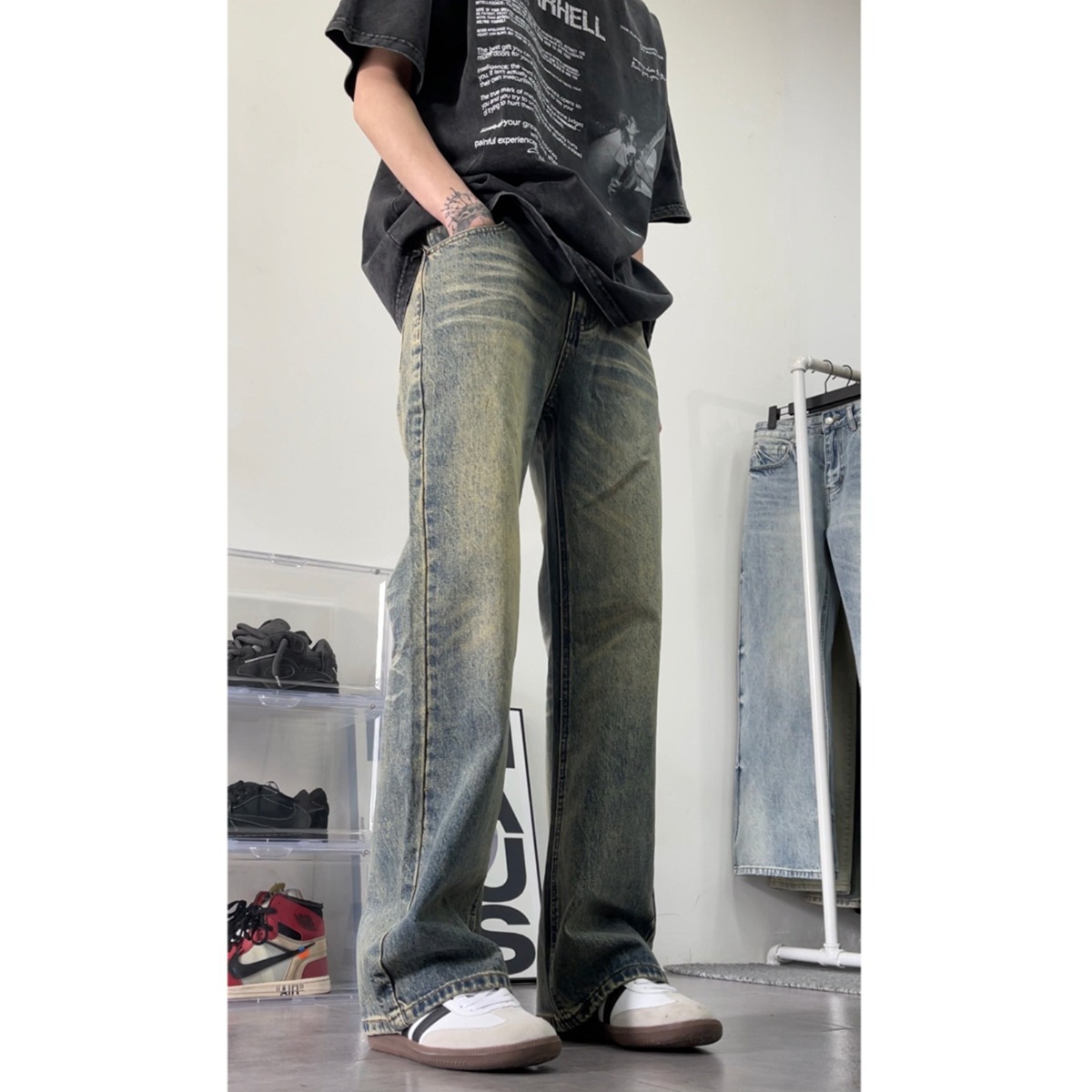 Mens American Style Retro Washed Distressed Straight Leg Jeans - Image 2