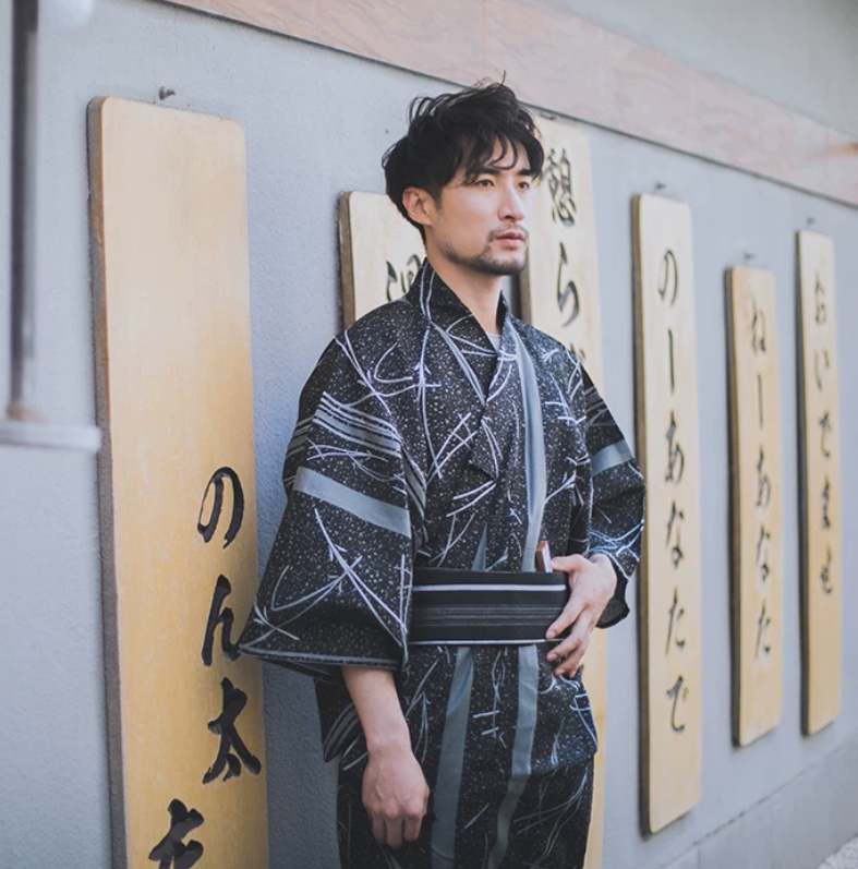 Traditional Japanese Men's Kimono And Yukata - Image 6